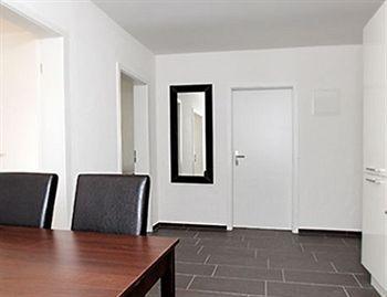 Guesthouse Dienerstrasse Цюрих Экстерьер фото